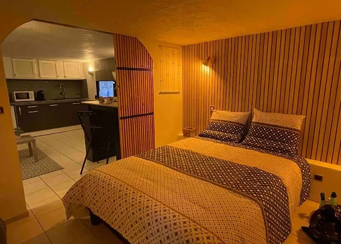 Hébergement de vacances Proche Ajaccio Et Exclusive 2 A 10 Voyageurs *